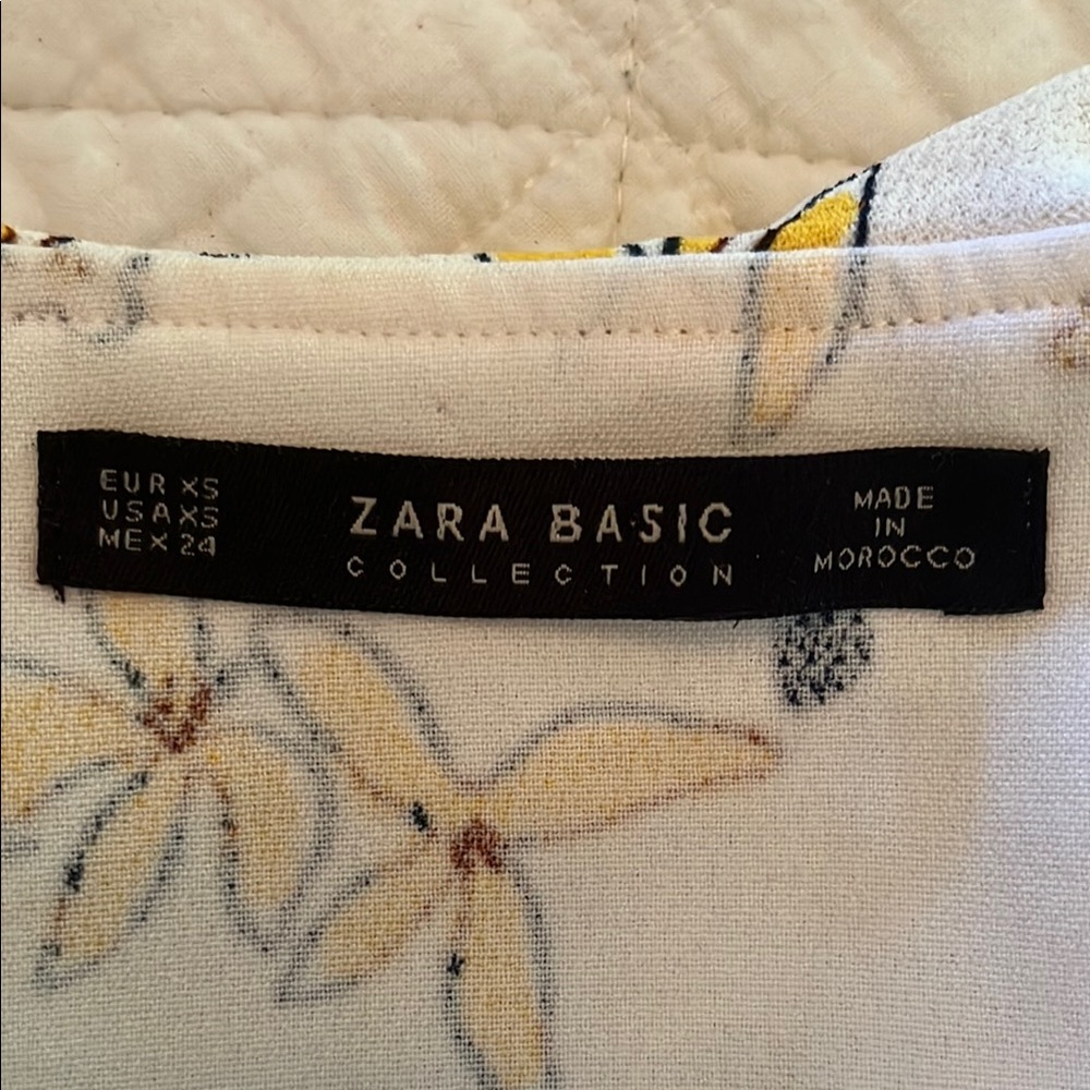 Zara NWOT Floral Ruffle Top - Picture 4 of 4